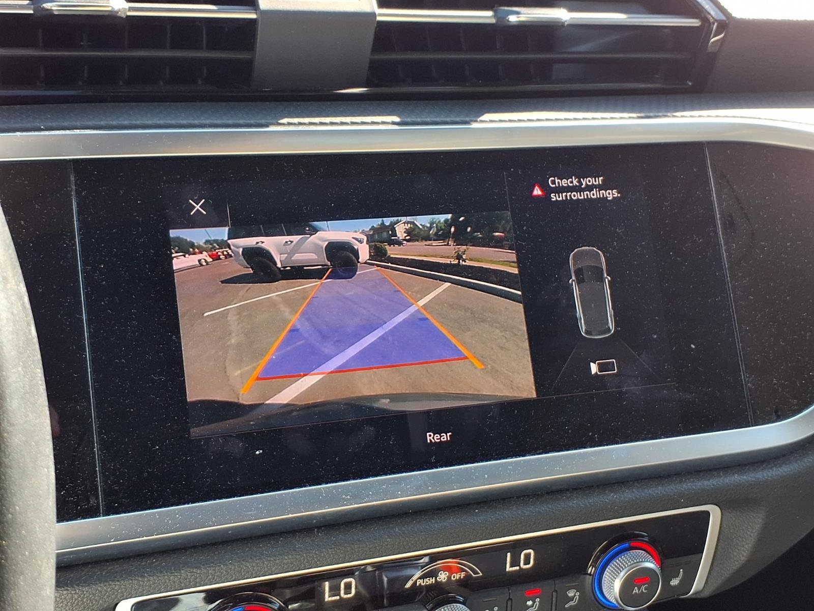 Used 2019 Audi Q3 2.0T Premium AWD/4WD image 9