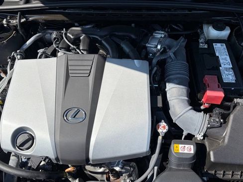 Used 2024 Lexus ES 350 w/ Premium Package FWD image 8