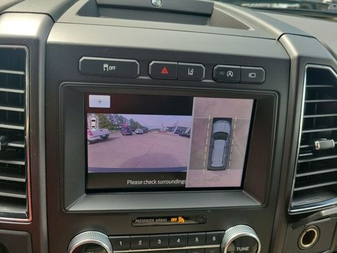 Used 2020 Ford Expedition Max Limited w/ Equipment Group 302A RWD image 27