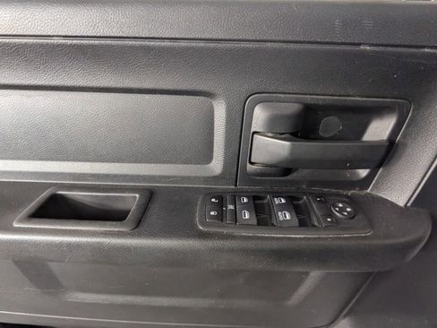 Used 2017 RAM 1500 Express image 19