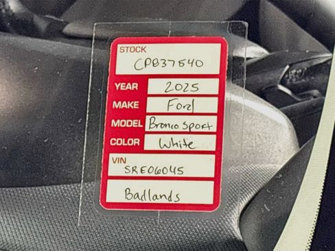 Used 2025 Ford Bronco Sport Badlands AWD/4WD image 24