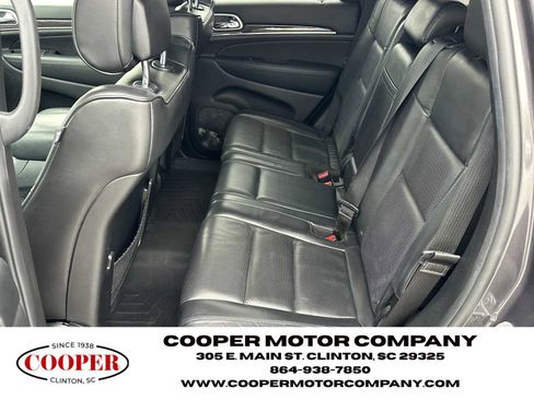 Used 2018 Jeep Grand Cherokee Overland image 21