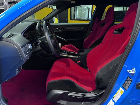 Used 2025 Honda Civic Type R image 14