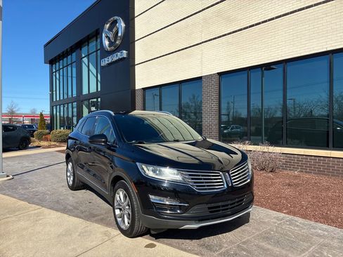 Used 2017 Lincoln MKC Select w/ Select Plus Package image 1