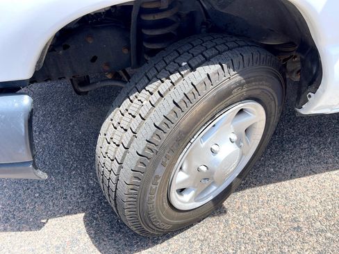 Used 2013 Ford E-350 and Econoline 350 XL image 26