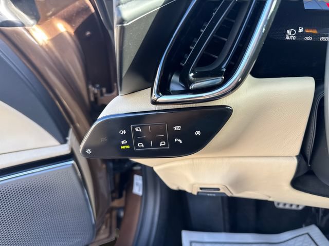 Used 2022 Ferrari Roma RWD image 18