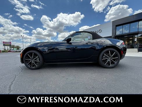 New 2026 MAZDA MX-5 Miata Grand Touring RWD image 7