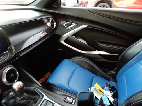 Used 2019 Chevrolet Camaro SS image 12