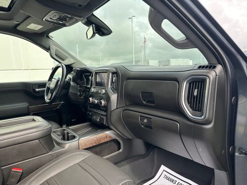 Used 2022 GMC Sierra 1500 Denali w/ Driver Alert Package II AWD/4WD image 37