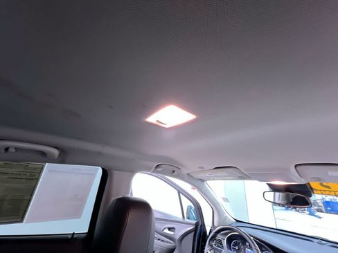 Used 2020 Buick Encore Sport Touring FWD image 38