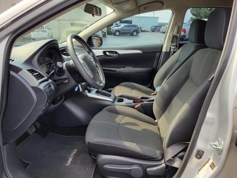Used 2016 Nissan Sentra S FWD image 6
