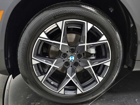 Used 2025 BMW X3 xDrive30i AWD/4WD image 13