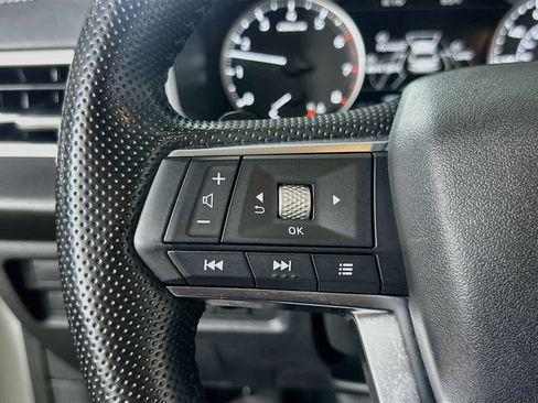 Used 2024 Mitsubishi Outlander SE FWD image 23