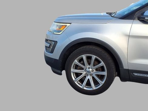 Used 2016 Ford Explorer Limited image 14
