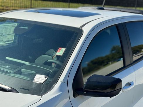 New 2025 GMC Canyon AT4 w/ Nightfall Edition image 11