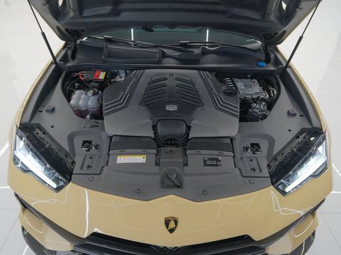 Used 2023 Lamborghini Urus Performante AWD/4WD image 67
