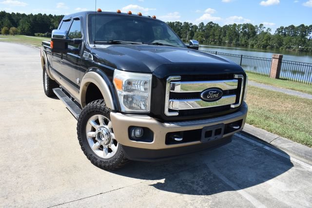 Used 2012 Ford F250 King Ranch w/ King Ranch w/Chrome Pkg AWD/4WD image 2