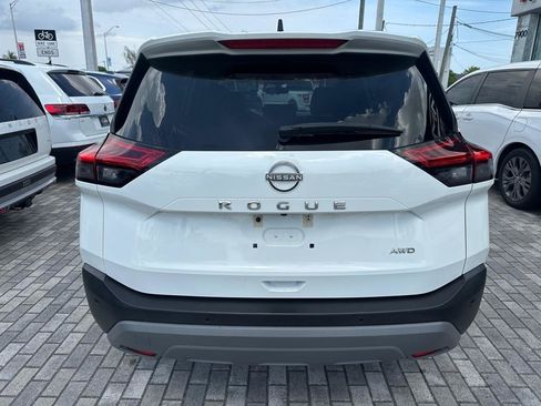 Used 2023 Nissan Rogue S AWD/4WD image 6