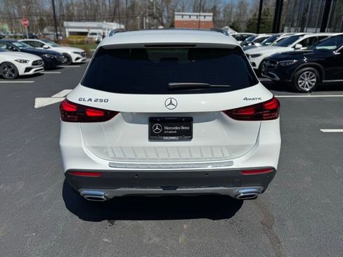 Used 2026 Mercedes-Benz GLA 250 4MATIC image 4