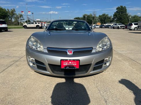 Used 2009 Saturn Sky RWD image 8