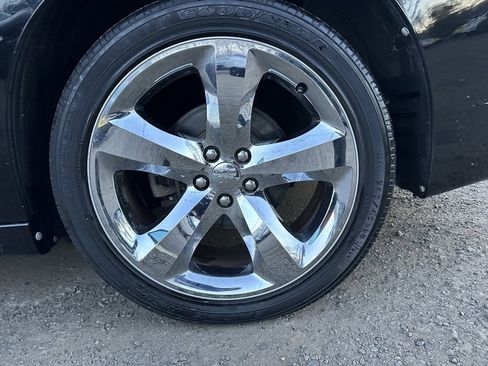 Used 2013 Dodge Charger R/T image 30