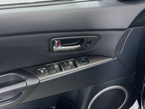 Used 2007 MAZDA MAZDA3 s Touring image 15