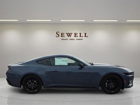 New 2026 Ford Mustang Coupe image 5