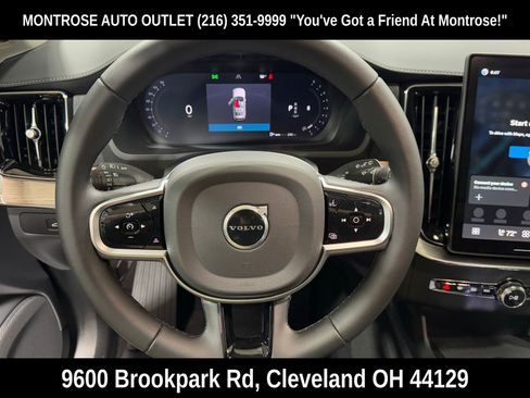 New 2026 Volvo XC90 B6 Plus w/ Protection Package Premier image 16