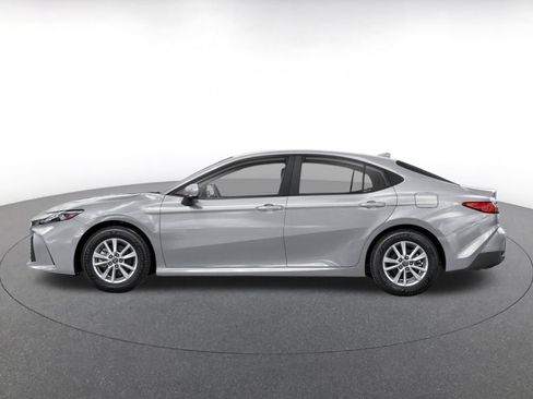 Used 2025 Toyota Camry LE FWD image 3