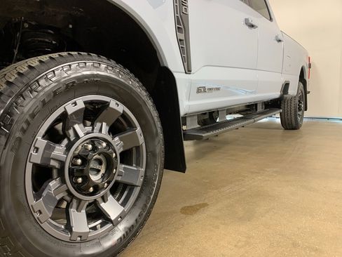 Used 2024 Ford F250 Lariat w/ Sport Appearance Package image 2