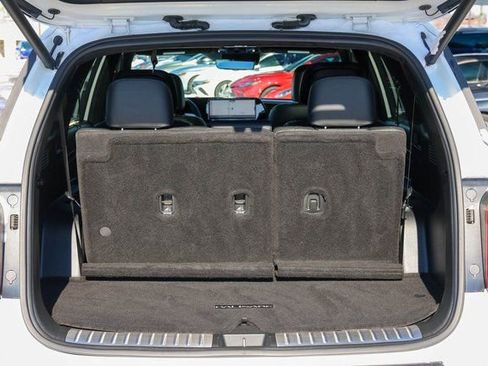 Used 2024 Hyundai Palisade Calligraphy image 8