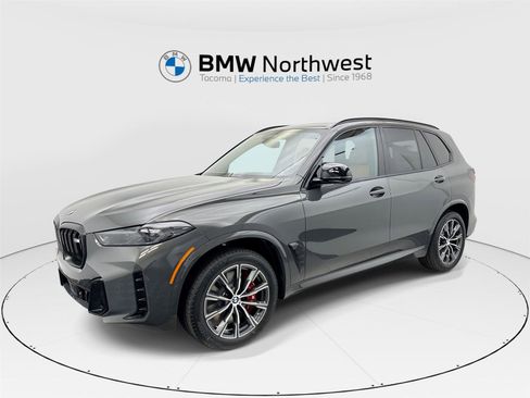 New 2026 BMW X5 M60i image 1