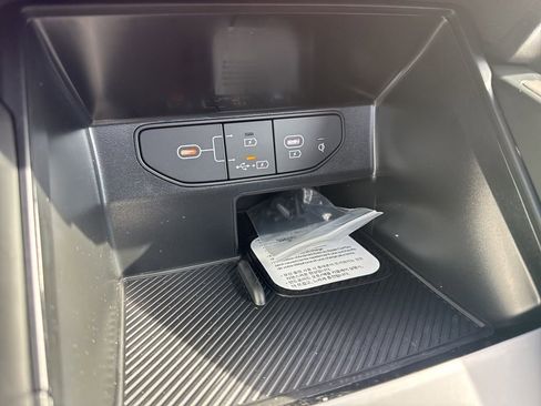 New 2026 Kia Sorento S w/ S Panoramic Sunroof Package image 5