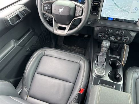 New 2026 Ford Bronco Badlands AWD/4WD image 12