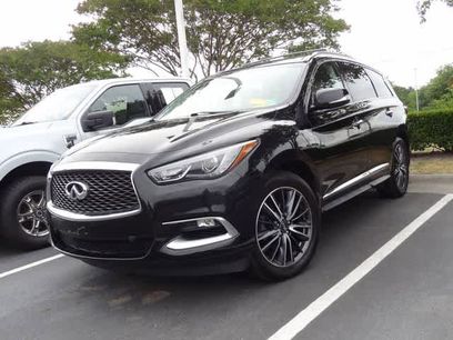 Used 2016 INFINITI QX60 Luxe w/ Deluxe Technology Package
