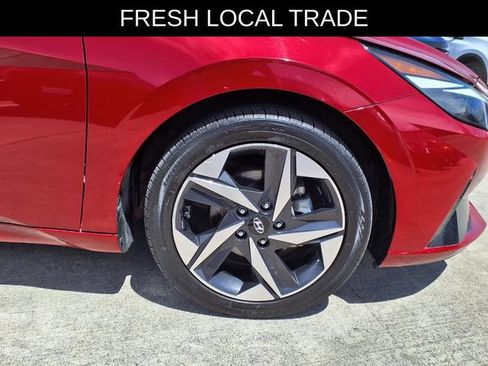 Used 2023 Hyundai Elantra Limited w/ Cargo Package FWD image 9