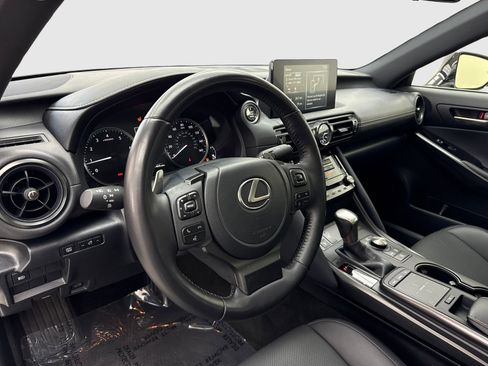 Used 2023 Lexus IS 300 w/ Comfort Package RWD image 18