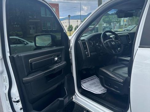 Used 2014 RAM 1500 Sport w/ Convenience Group AWD/4WD image 12