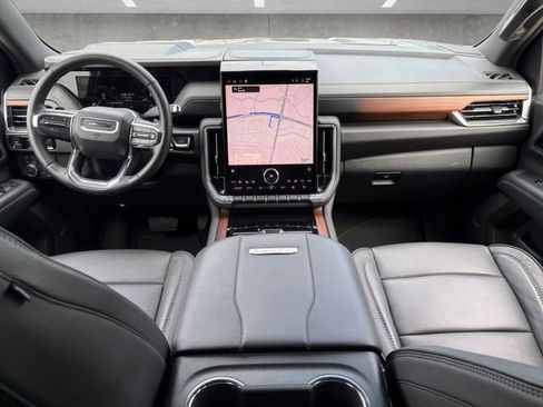 Certified 2025 GMC Yukon XL Denali AWD/4WD image 20
