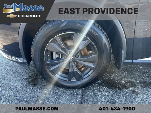 Used 2019 Nissan Murano S image 7