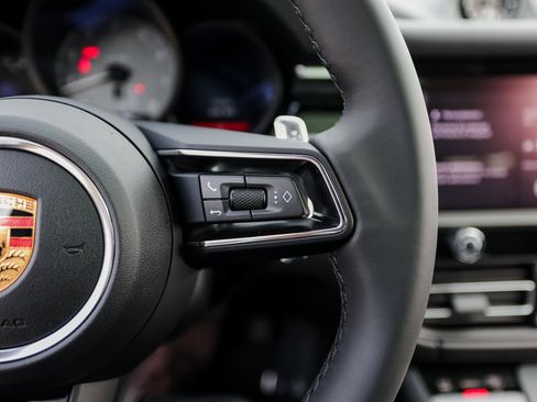 New 2026 Porsche Macan S image 16