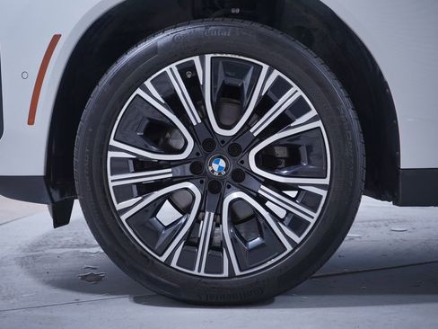 Used 2025 BMW X3 xDrive30i image 2