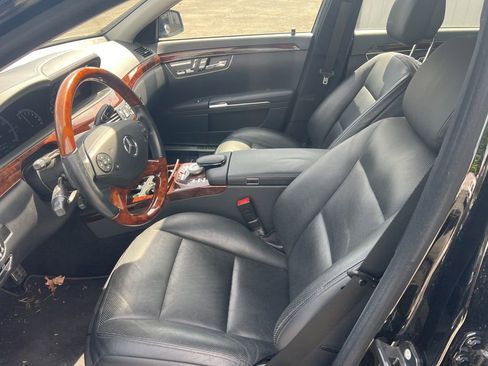 Used 2010 Mercedes-Benz S 550 image 8