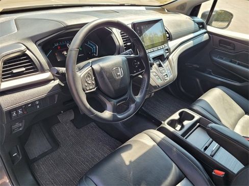 Used 2023 Honda Odyssey EX-L image 7