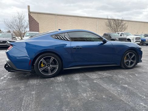 Used 2024 Ford Mustang Coupe image 10