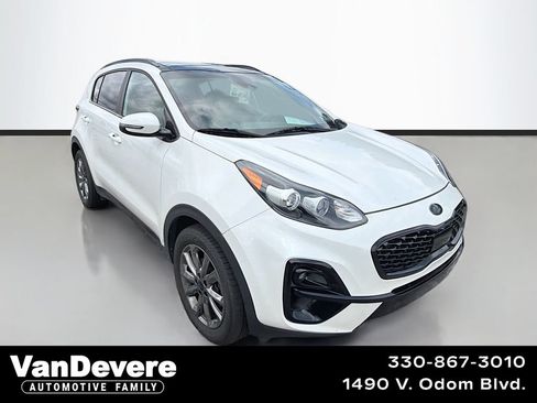 Used 2021 Kia Sportage S w/ S AWD Premium Package image 1