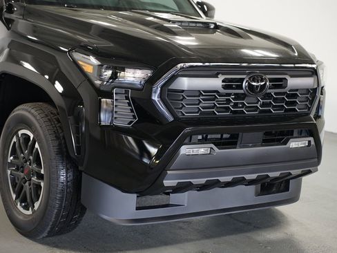 New 2026 Toyota Tacoma TRD Sport image 4