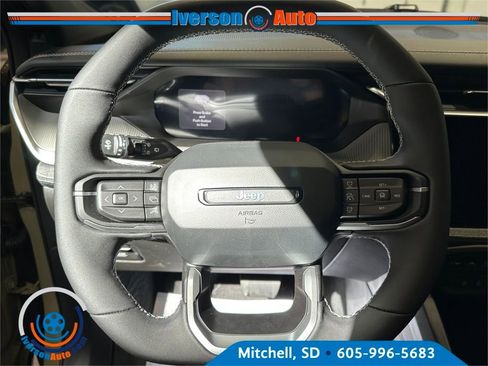 New 2026 Jeep Cherokee Laredo image 16