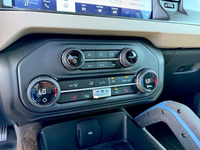 Used 2023 Ford Bronco Wildtrak AWD/4WD image 10