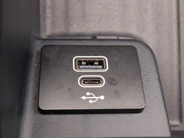 Used 2025 Ford Expedition Tremor AWD/4WD image 26